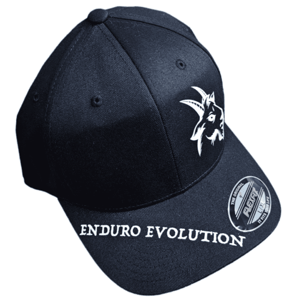 A black hat with an embroidered logo on it.